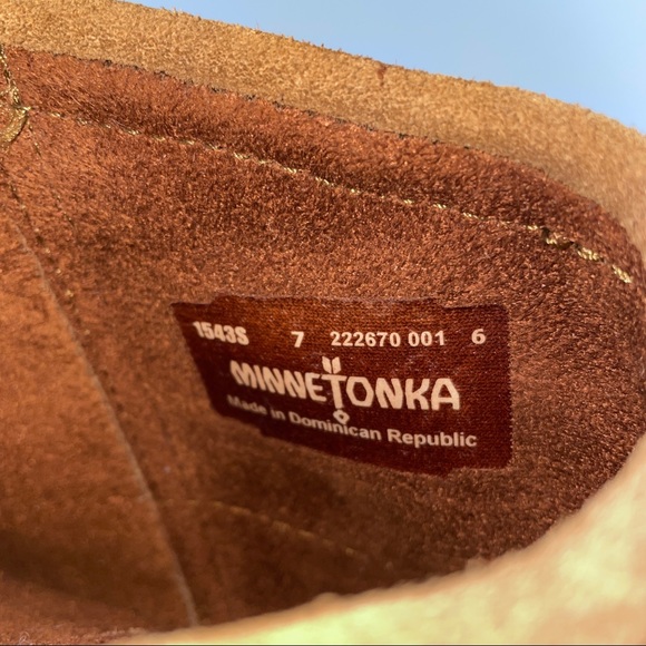 Minnetonka tiered fringed suede boots - Picture 6 of 6